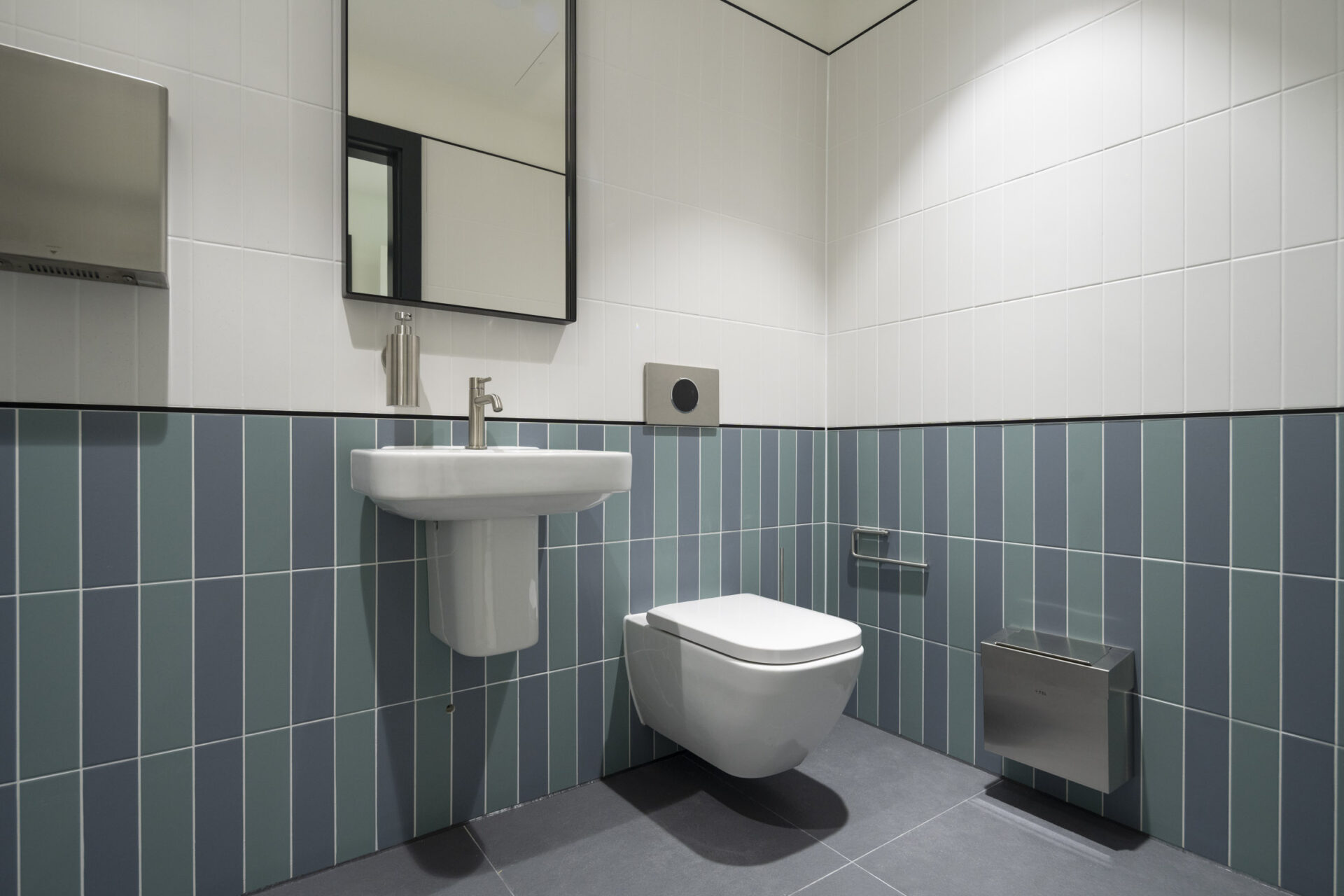 Unit 21, Crayfields Park
